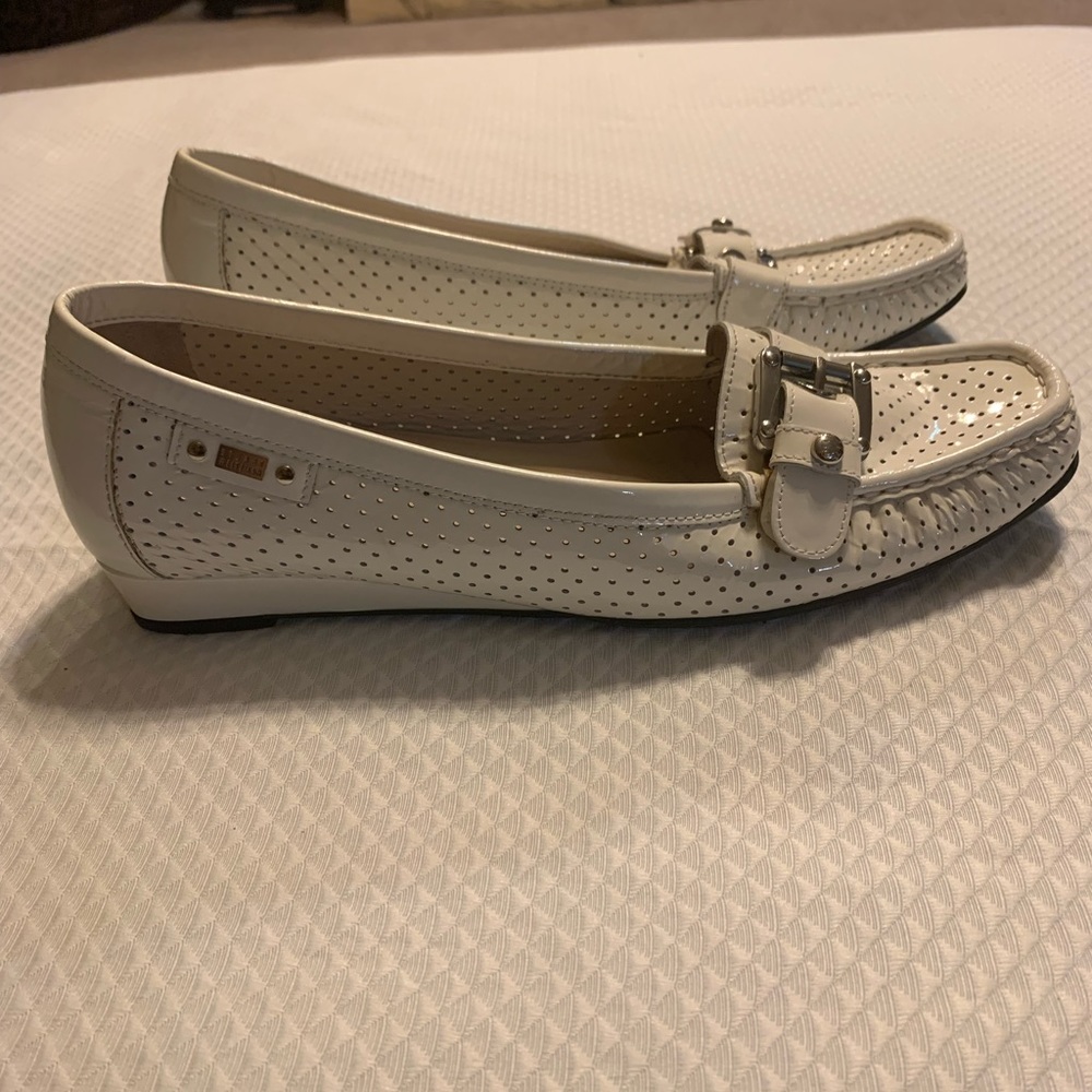 Stuart Weitzman Cream Color Patent Wedges - image 1